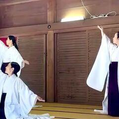 珊瑚ノ宮　苓八堂＊巫女舞・宮ノ舞教室＊の画像