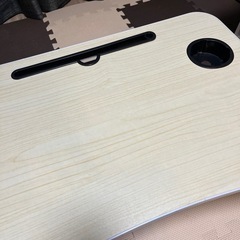 折りたたみテーブル　スマホ、タブレット立て　コップケース　引き出し付きの画像