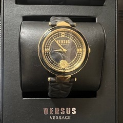 VERSUS ゴールド ブラックの画像