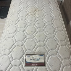 シモンズシングルマットレスの画像
