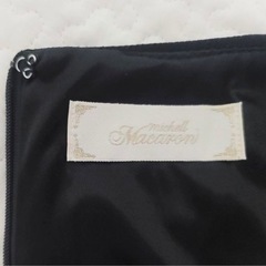 【新品タグ付き】ミシェルマカロン　オフショルリボンワンピースの画像