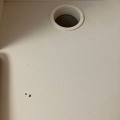 イケア　学習机の画像