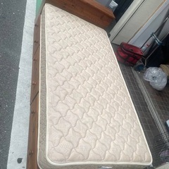 シングルベッドの画像