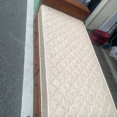 シングルベッドの画像