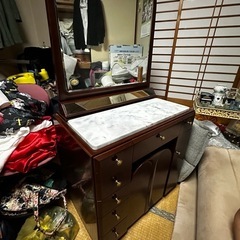 鏡台
