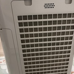 空気清浄機　KC-F70-Wの画像