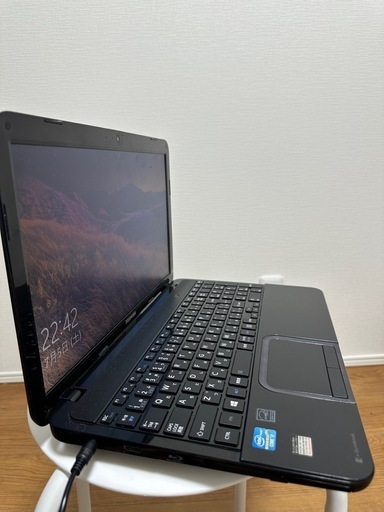 TOSHIBA dynabook T552/58GB Core i7、ストレージ1T