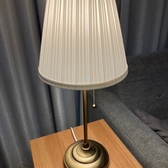 テーブルランプの画像
