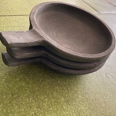 詳細不明　炭火、豆炭等の移動に。　アウトドア　あんか、火鉢に　の画像