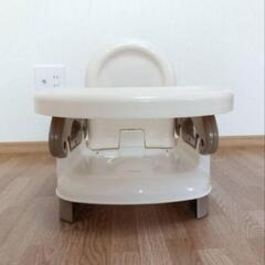 テーブル付チェア　ベビーチェア　ベージュ　持ち運び　折り畳み　お食事テーブル椅子の画像