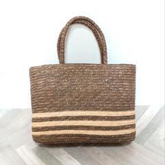 着画　レディース　カゴバッグ　かごバッグ　大きめサイズ　茶色　マグネットボタン付の画像