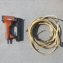 DIY用オイルレスエアーコンプレッサーセットの画像