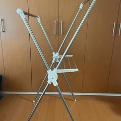 室内物干しの画像