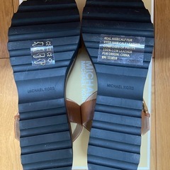 マイケルコース新品サンダル23cmの画像