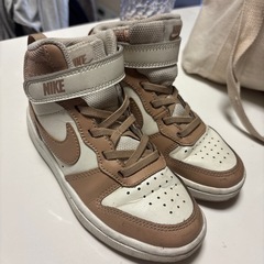 箱あり キッズ NIKE ハイカットの画像