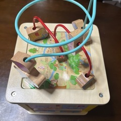 プーさんの木製アクティビティボックスの画像