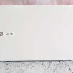 NEC LAVIE ノートパソコン 白 Windows11 メモリ16GBの画像