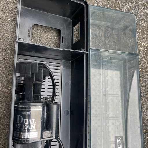 中古☆60cm水槽☆水槽☆上部フィルター☆新品おまけ付き 水作 上部フィルター エイトブリッジ フリー S 30~40cm水槽 生物