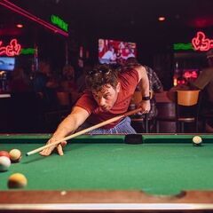 🎱 一緒にビリヤードしませんか？