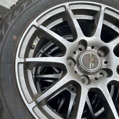 冬タイヤ195/65R16の画像