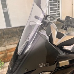 2025PCX純正ロングスクリーンの画像