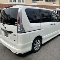 セレナの画像