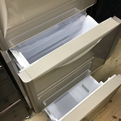 ●販売終了●HITACHI    3ドア冷蔵庫　2016年製　265L    自動製氷有　中古品　※天板サビ有の画像