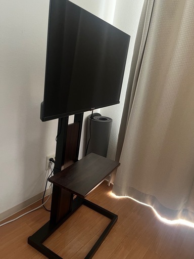 テレビとテレビスタンド