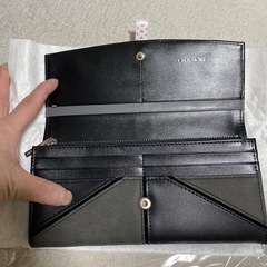 限界価額！CECIL McBEE長財布の画像