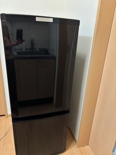 三菱ノンフロン冷凍冷蔵庫　MR-P15E-B