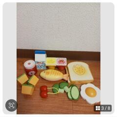 希少ホワイト！マザーガーデンいちごキッチン　木製　食材・食器つきの画像