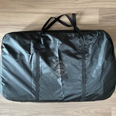 【美品】キャスター付ベビーベッドの画像