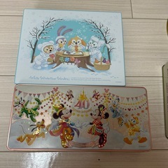 ディズニーお菓子缶他8点　　1点50円の画像