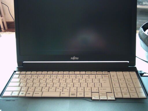 ②２０２０年製造　新古品　富士通 ノートパソコン A5510/D