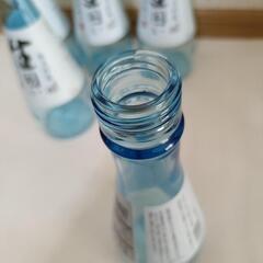 空瓶ガラス瓶酒瓶空き瓶の画像