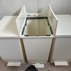 ゴミ箱 SOLOW ペダル タイプ 45リットル ３個 の画像