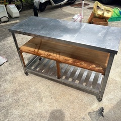 ステンレス 作業台 調理台　ワークテーブルの画像