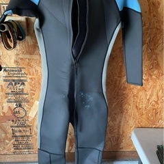 Grommet Surf(グロメットサーフ) ウェットスーツの画像