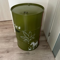 ドラム缶棚の画像