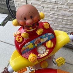 アンパンマン三輪車の画像