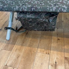 コット　アウトドア寝具（迷彩柄）の画像