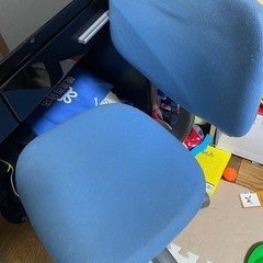 テーブル、椅子セットの画像