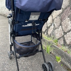 【値下げ】アップリカ　B型ベビーカー　マジカルエアープラスの画像