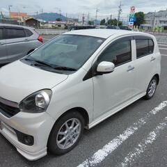 禁煙車両　ＬＡ３００Ｓ　ミライースＧスマートセレクションＳＡ　パールホワイトⅢ　滋賀県高島市より　の画像