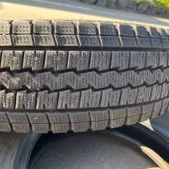 スタッドレス　ダンロップウィンターマックス　195/80R15 107/105LTの画像