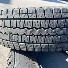 スタッドレス　ダンロップウィンターマックス　195/80R15 107/105LTの画像