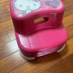 キティちゃん２段ステップの画像