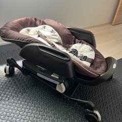 【美品 限定モデル】Combi コンビネムリラ 電動ハイローチェアの画像