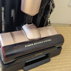 アイリスオーヤマ(IRIS OHYAMA)極細軽量スティッククリーナー モップ・マルチツール付 SBD-E4Pの画像
