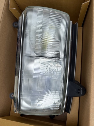 ランドクルーザー ヘッドライト